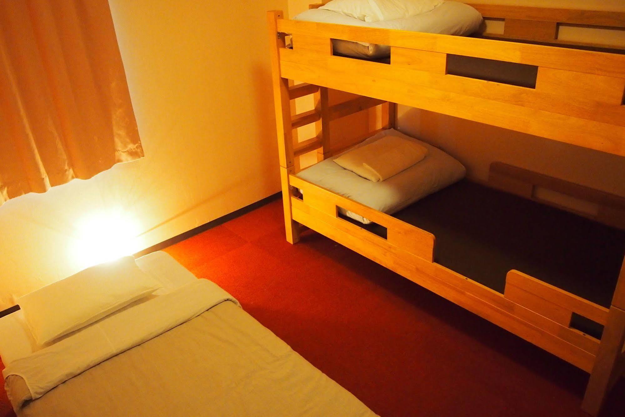 Khaosan Chitose Family Hostel Екстер'єр фото