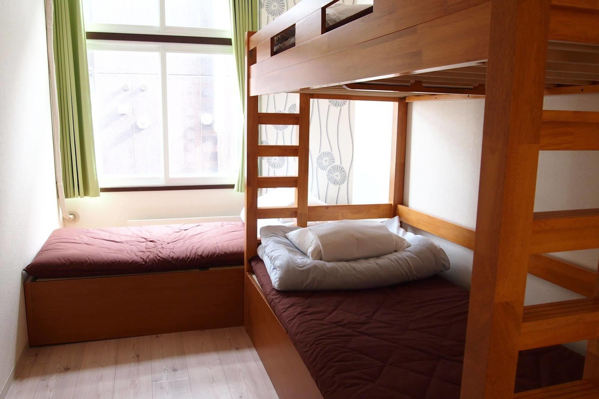 Khaosan Chitose Family Hostel Екстер'єр фото