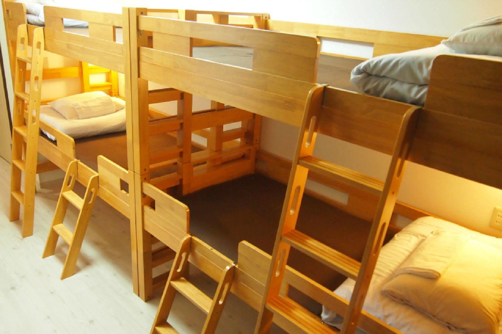 Khaosan Chitose Family Hostel Екстер'єр фото