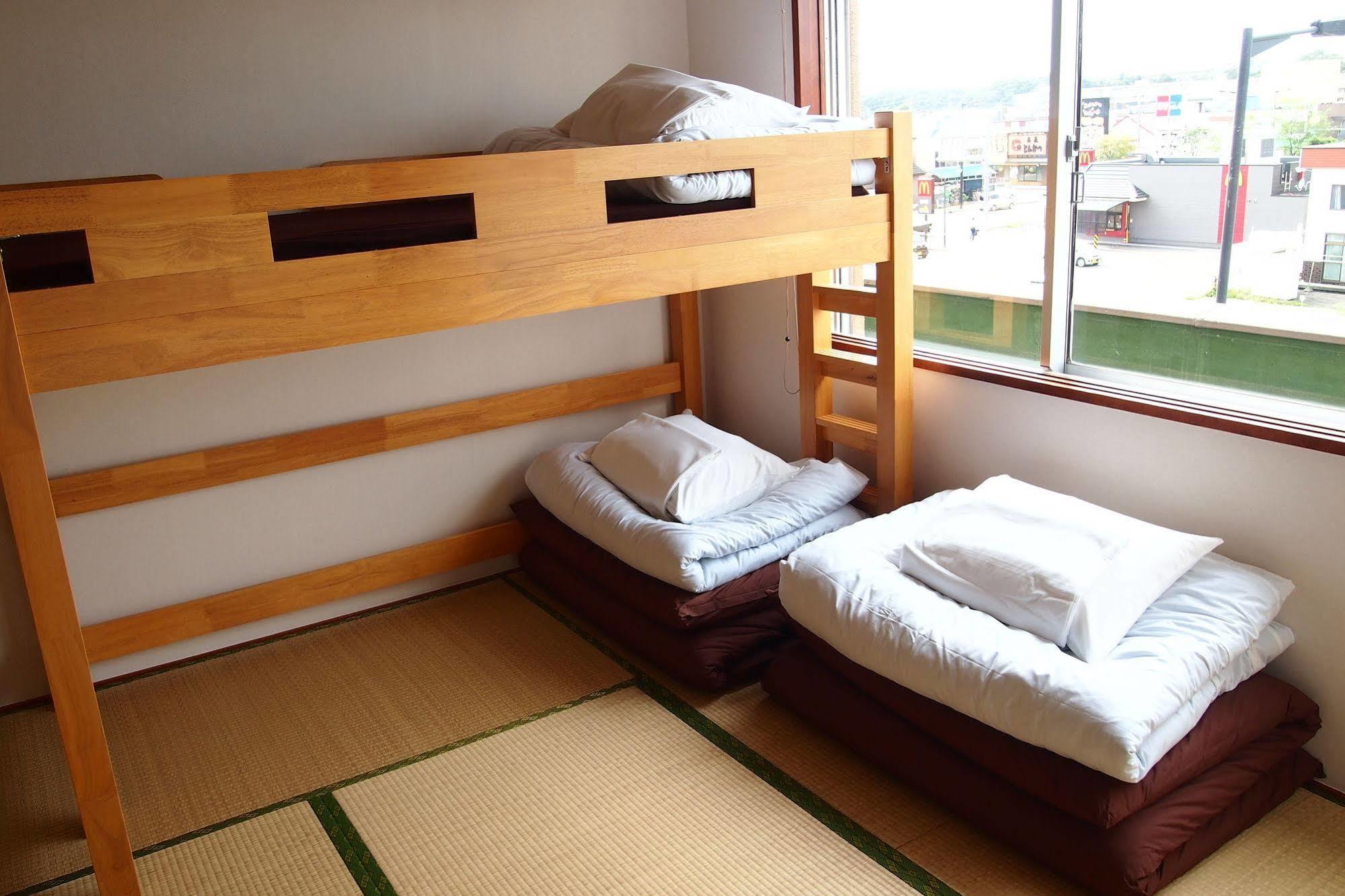 Khaosan Chitose Family Hostel Екстер'єр фото