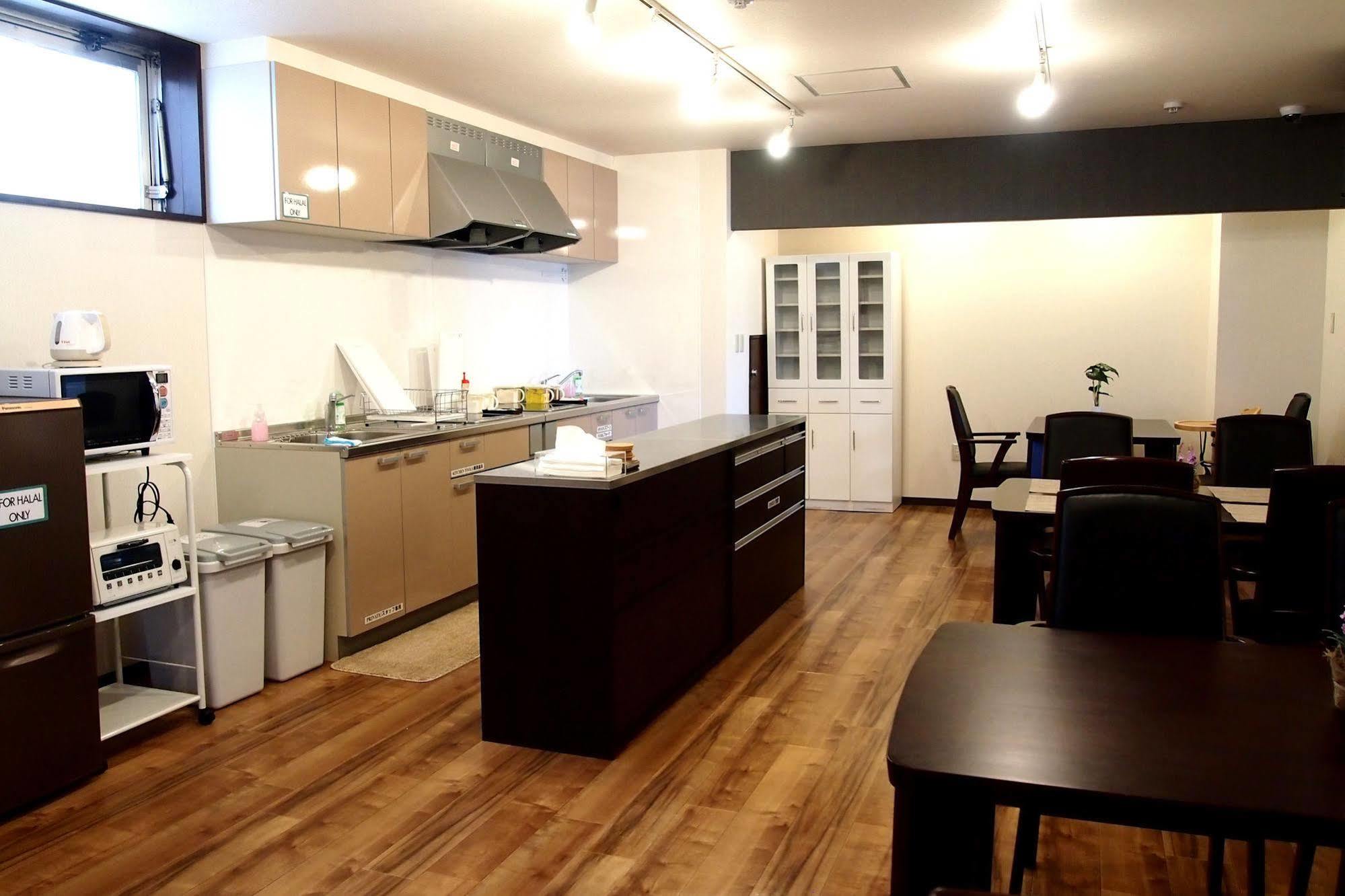 Khaosan Chitose Family Hostel Екстер'єр фото