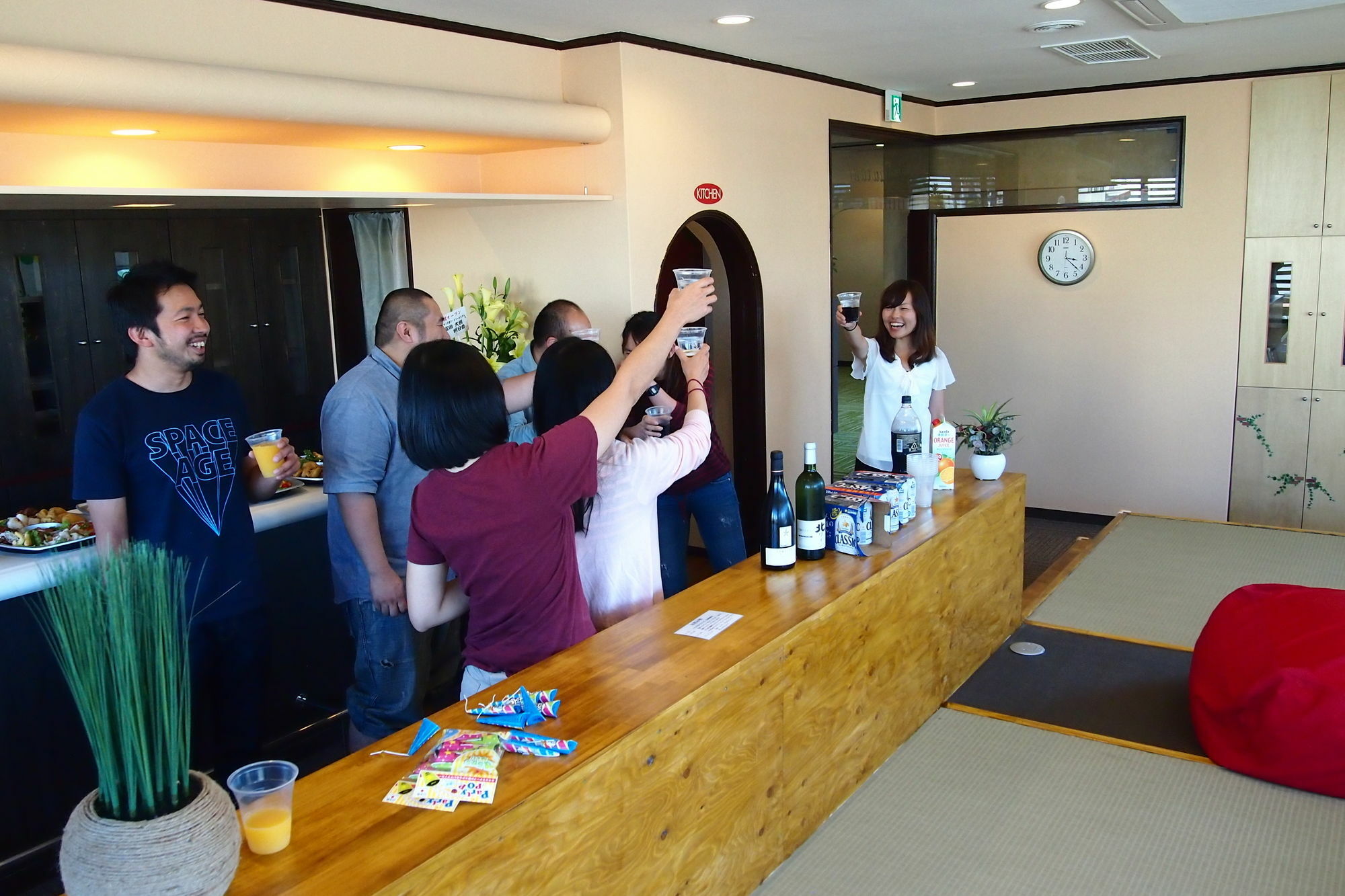 Khaosan Chitose Family Hostel Екстер'єр фото
